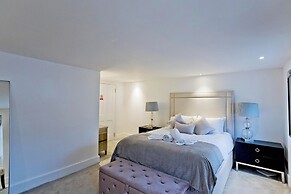 Imperial Victoria Square