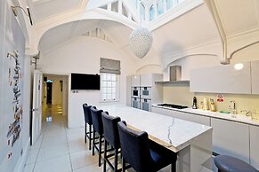 Imperial Victoria Square