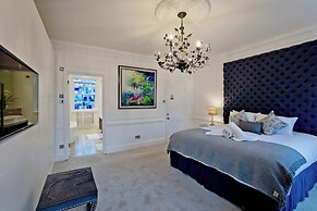 Imperial Victoria Square