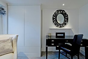 Imperial Victoria Square