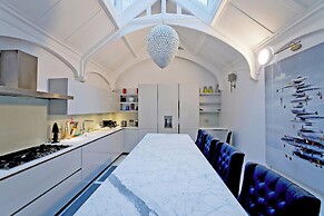 Imperial Victoria Square