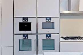 Imperial Victoria Square