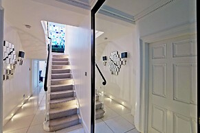 Imperial Victoria Square