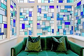 Imperial Victoria Square