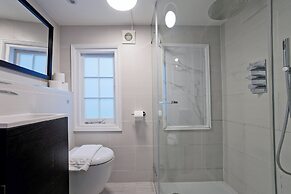 Imperial Victoria Square