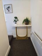 Glams Cozy City Apartment in Wolverhampton