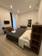 LA PIAZZA SUITE