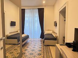 LA PIAZZA SUITE