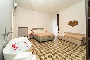 LA PIAZZA SUITE