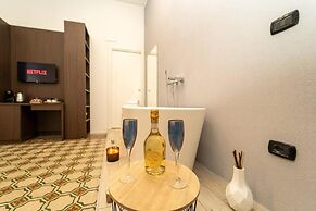 LA PIAZZA SUITE