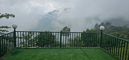 Bougainvilla Mountain Retreat