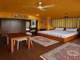 Bougainvilla Mountain Retreat