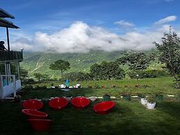 Bougainvilla Mountain Retreat