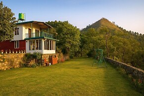 Bougainvilla Mountain Retreat