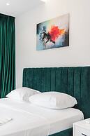 Infinity Suites