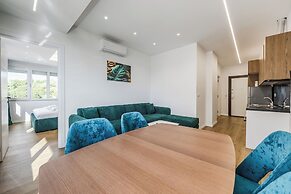 Infinity Suites