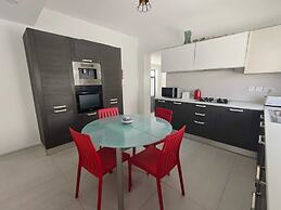 Twin Room with Laundry in Pembroke