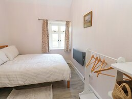 3 Railway Cottages