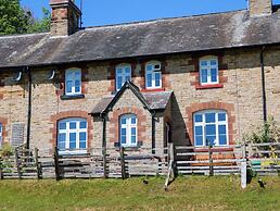 3 Railway Cottages