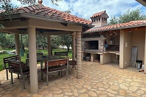 Casa Oliva Kim Marie