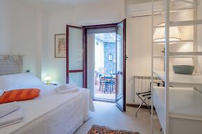 Bonaria Boutique House Ac  Cinque Terre