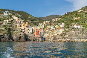 Bonaria Boutique House Ac  Cinque Terre