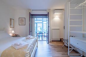 Bonaria Boutique House Ac  Cinque Terre