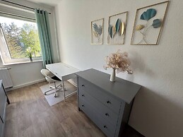 Charming 3-room Apartment in Hoyerswerda, Lusatian Lake District