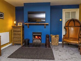 Petty Knowes Cottage