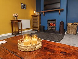 Petty Knowes Cottage