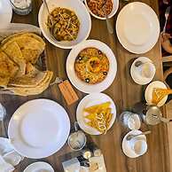 Shelton Hotel Kumrat