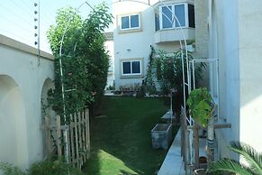 Rose Garden Family Villa