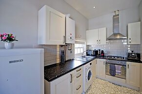 Imperial Barking Road Apartments