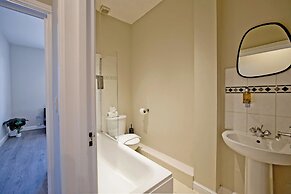 Imperial Barking Road Apartments