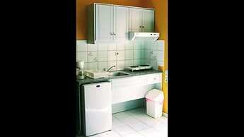 Aquarius Apartments by Checkin