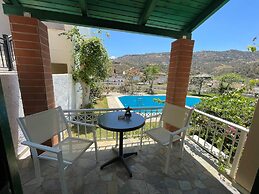 Aquarius Apartments by Checkin