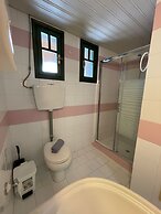 Aquarius Apartments by Checkin