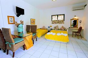 Aquarius Apartments by Checkin