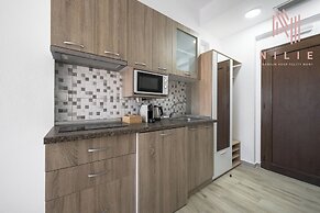 Azur Residences, Nilie Hospitality MGMT