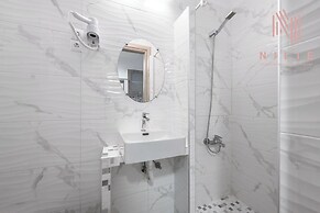 Azur Residences, Nilie Hospitality MGMT