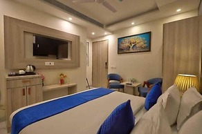 HOTEL WEST  END