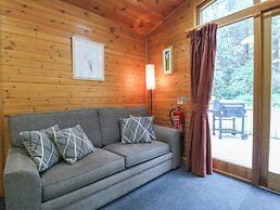 Oak Lodge