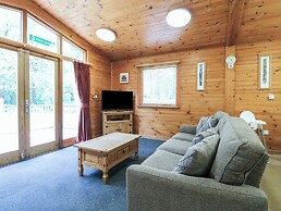 Oak Lodge