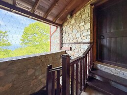 Pliades Traditional Guesthouse