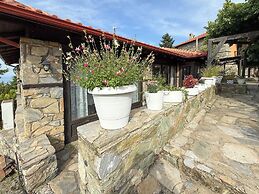 Pliades Traditional Guesthouse