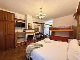 Pliades Traditional Guesthouse