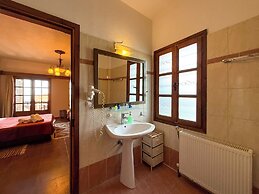 Pliades Traditional Guesthouse