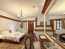 Pliades Traditional Guesthouse