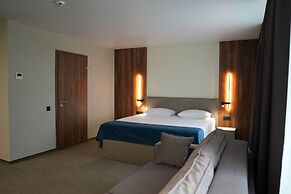 Optima Collection River Park