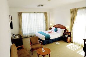 Platinum Hotel